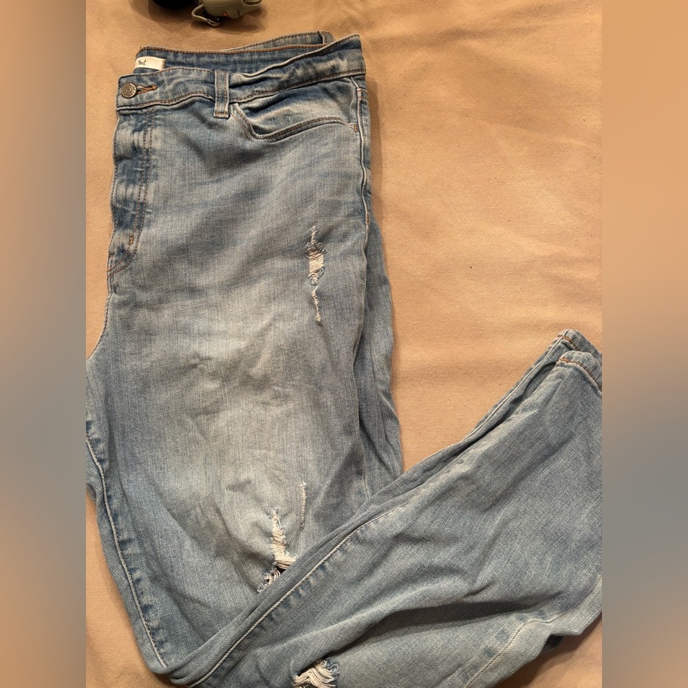 Buckle Mom fit Relaxed Jeans